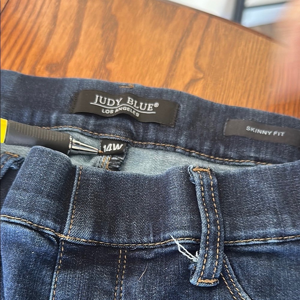 Judy Blue Dark Wash Skinny Jeans